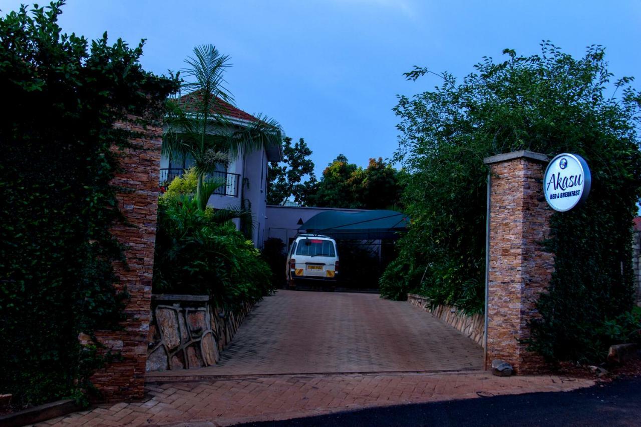 Akasu Bed And Breakfast Kampala Bagian luar foto